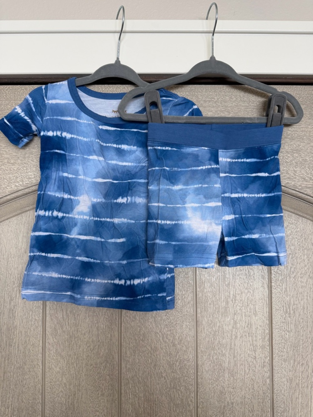 EUC Little Sleepies tie dye watercolor short t-shirt bamboo set 12-18m